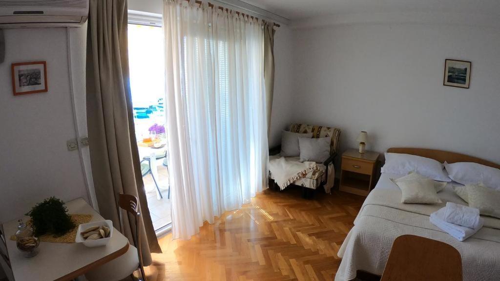 Vanja II Appartement Tučepi Buitenkant foto