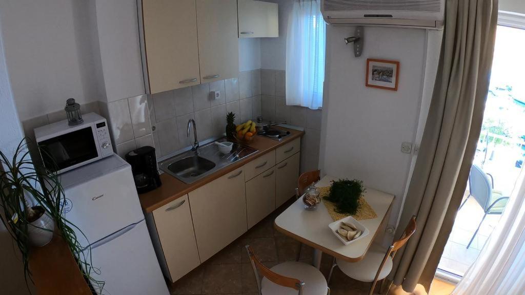 Vanja II Appartement Tučepi Buitenkant foto