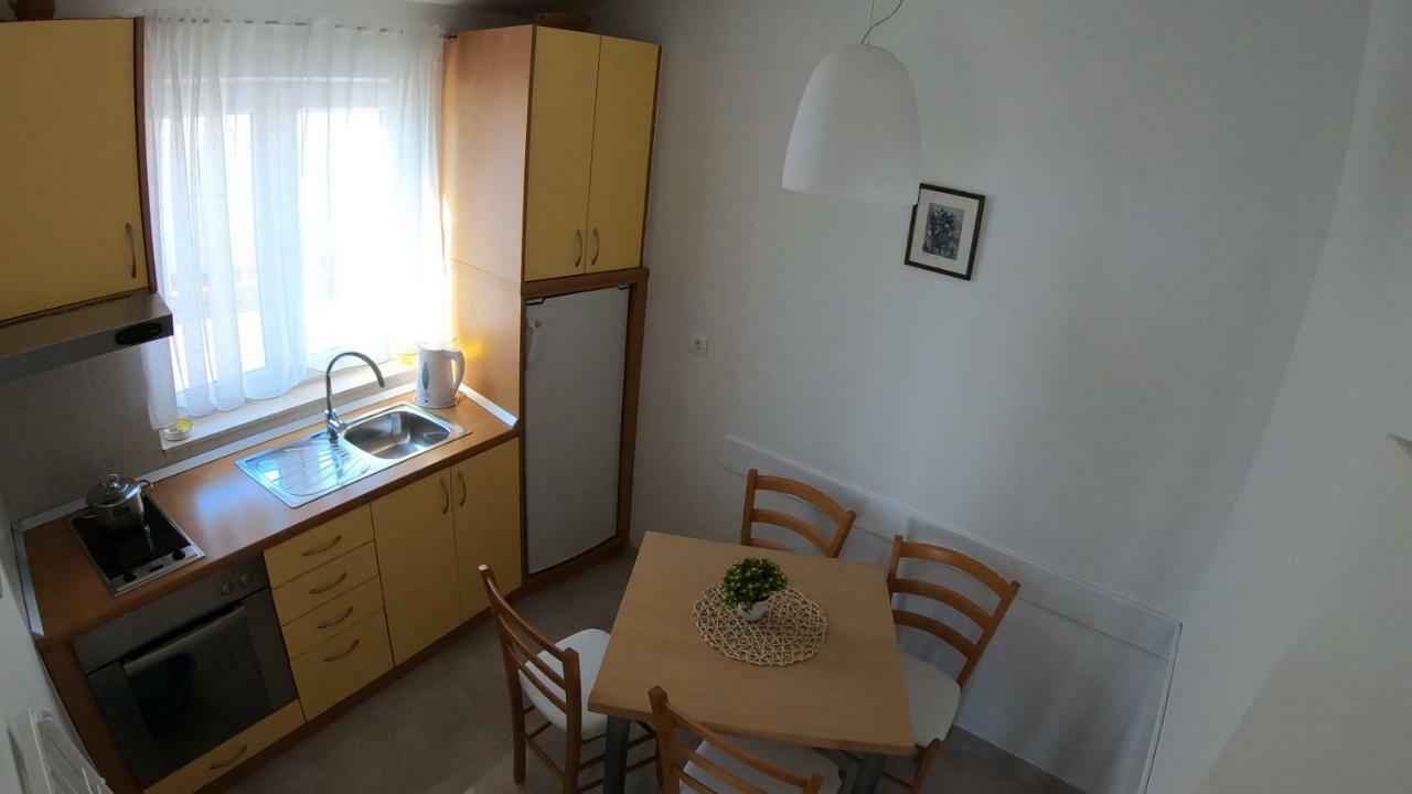 Vanja II Appartement Tučepi Buitenkant foto