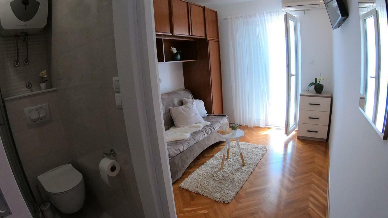 Vanja II Appartement Tučepi Buitenkant foto