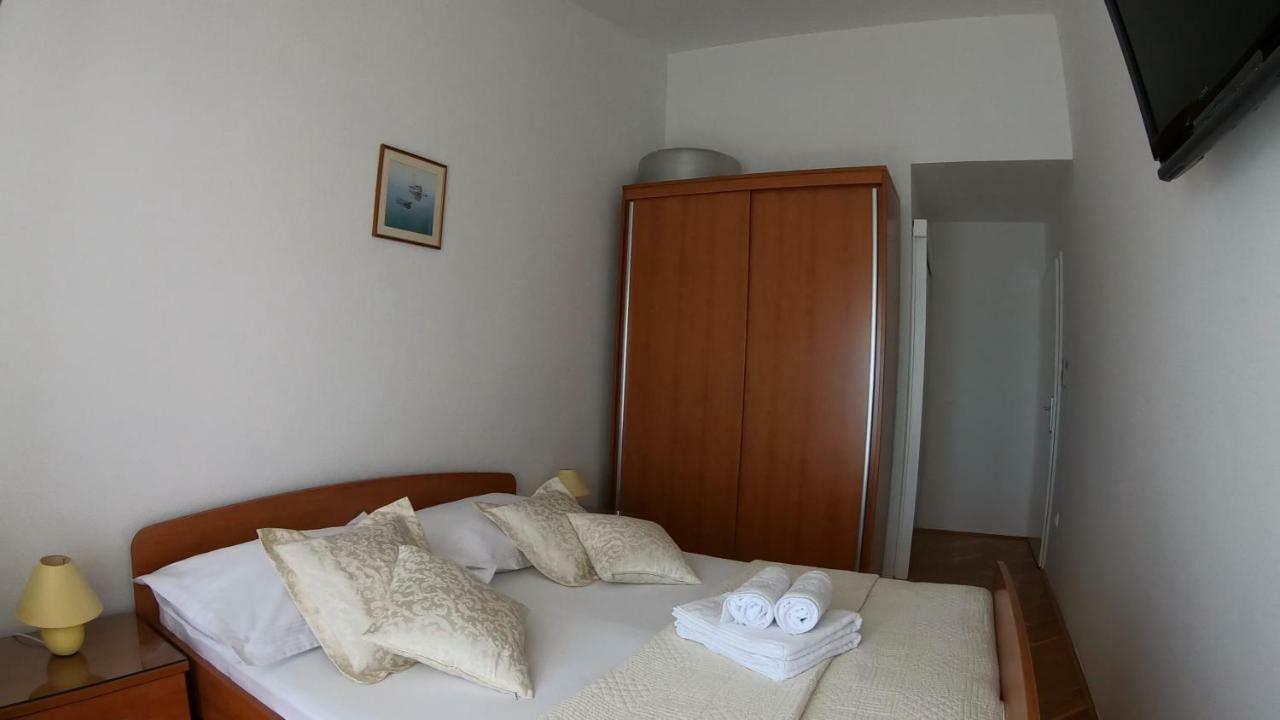 Vanja II Appartement Tučepi Buitenkant foto